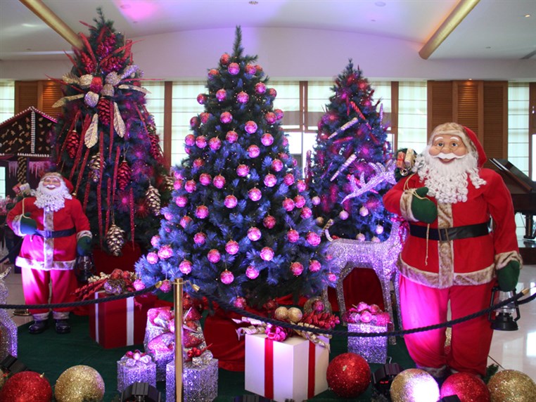 Opening of the Christmas Market at Le Royal